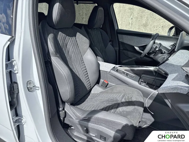 Image secondaire du véhicule 22