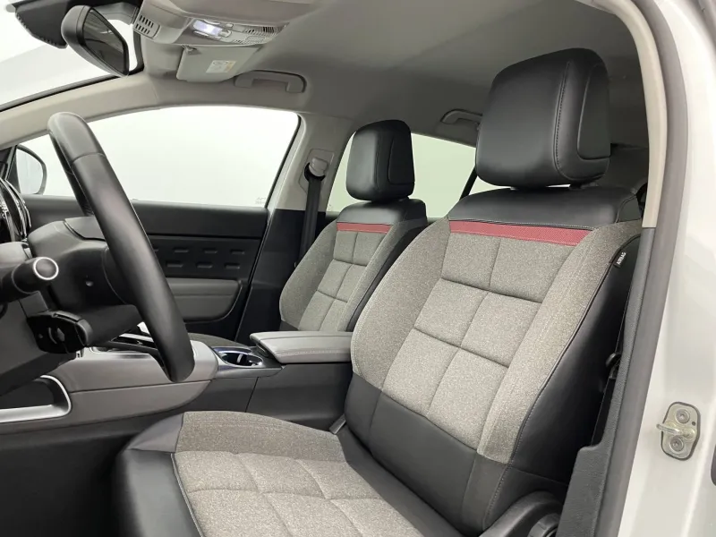 Image secondaire du véhicule 15