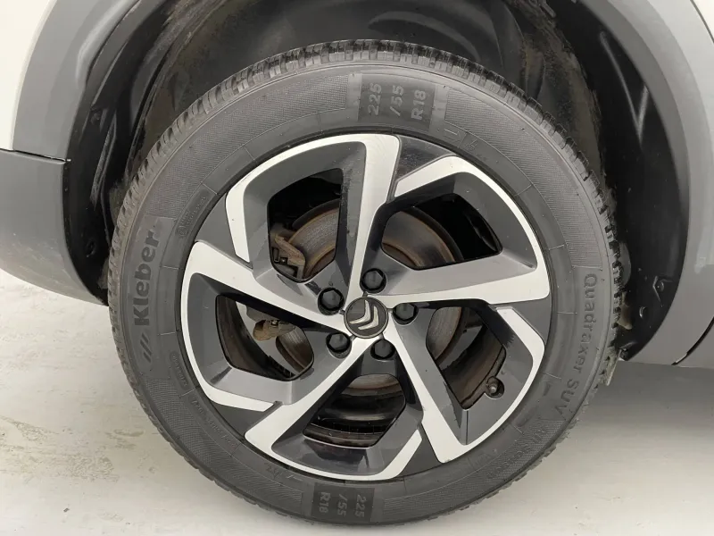 Image secondaire du véhicule 20