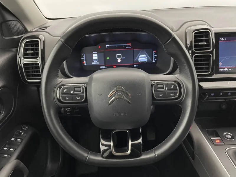 Image secondaire du véhicule 24