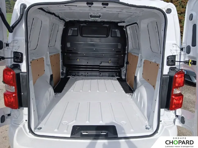 Image secondaire du véhicule 9