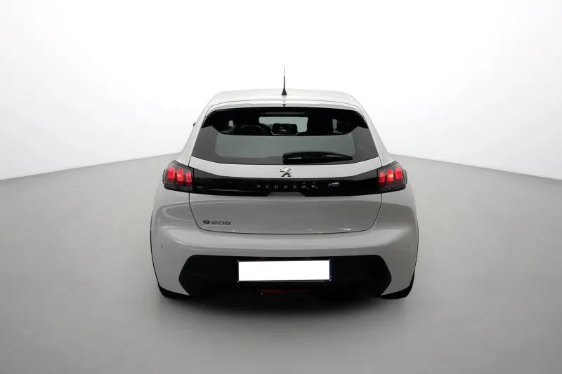 Image secondaire du véhicule 6