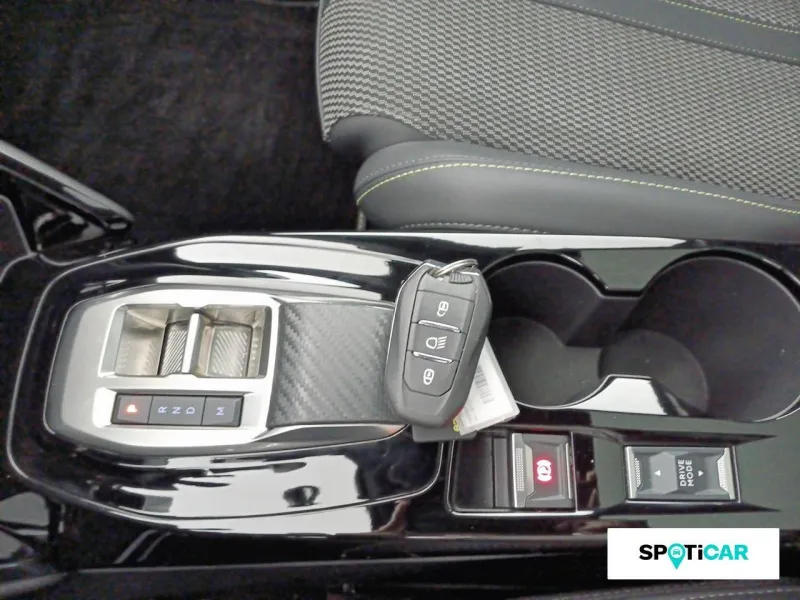 Image secondaire du véhicule 10