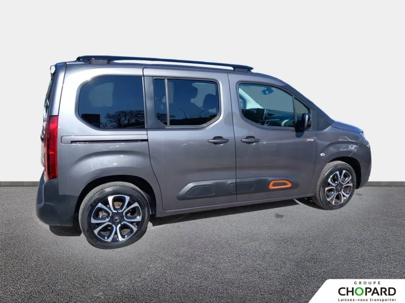 Image secondaire du véhicule 4