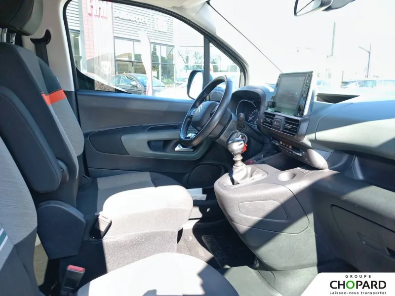 Image secondaire du véhicule 14