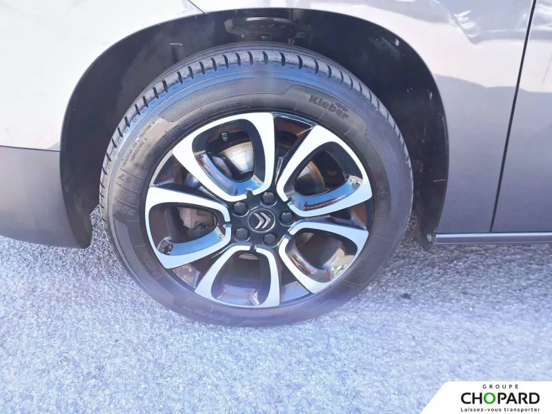 Image secondaire du véhicule 22