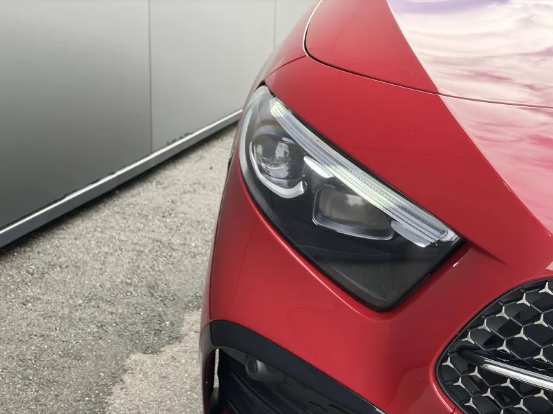 Image secondaire du véhicule 10