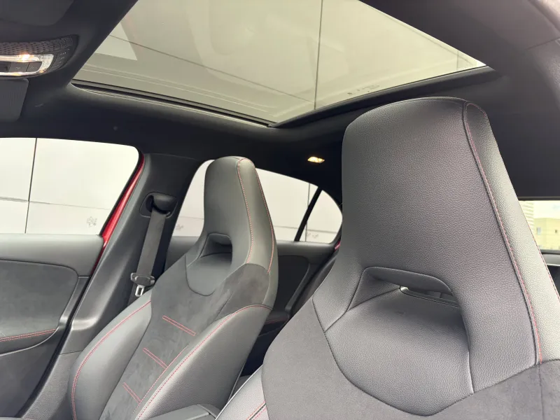 Image secondaire du véhicule 19