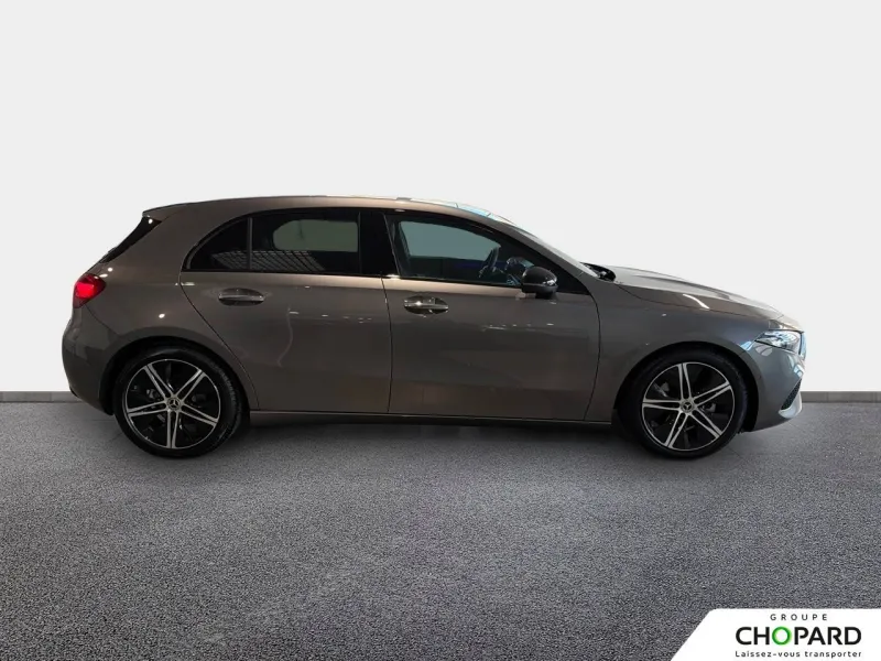 Image secondaire du véhicule 10