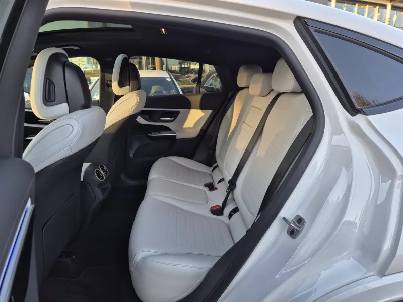 Image secondaire du véhicule 14