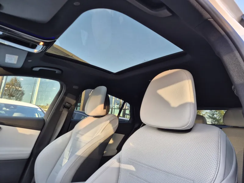 Image secondaire du véhicule 18