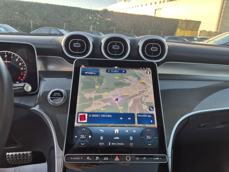 Image secondaire du véhicule 24