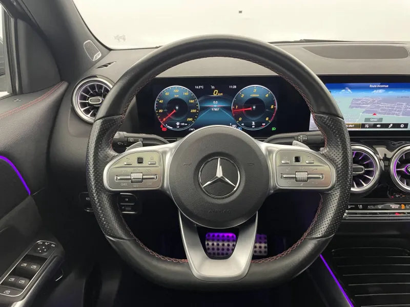 Image secondaire du véhicule 24