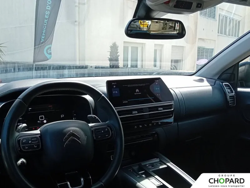 Image secondaire du véhicule 11