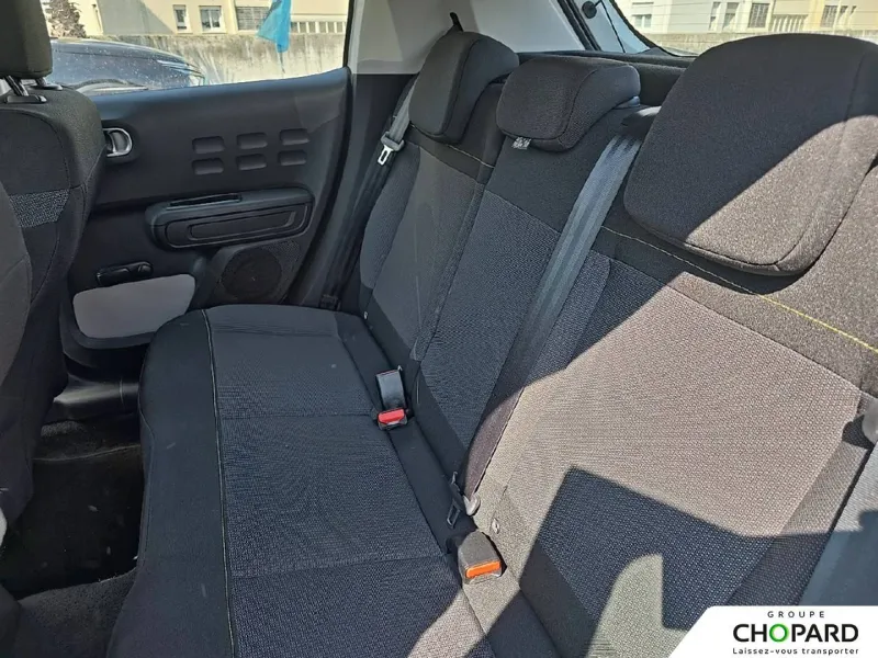 Image secondaire du véhicule 12