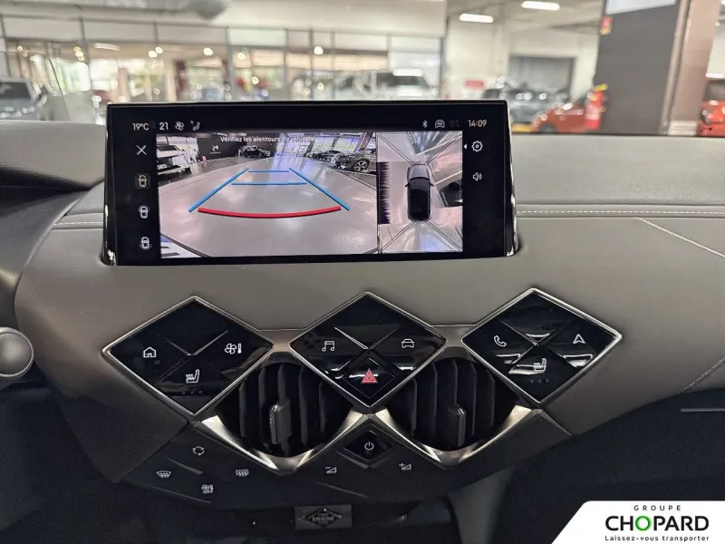 Image secondaire du véhicule 10