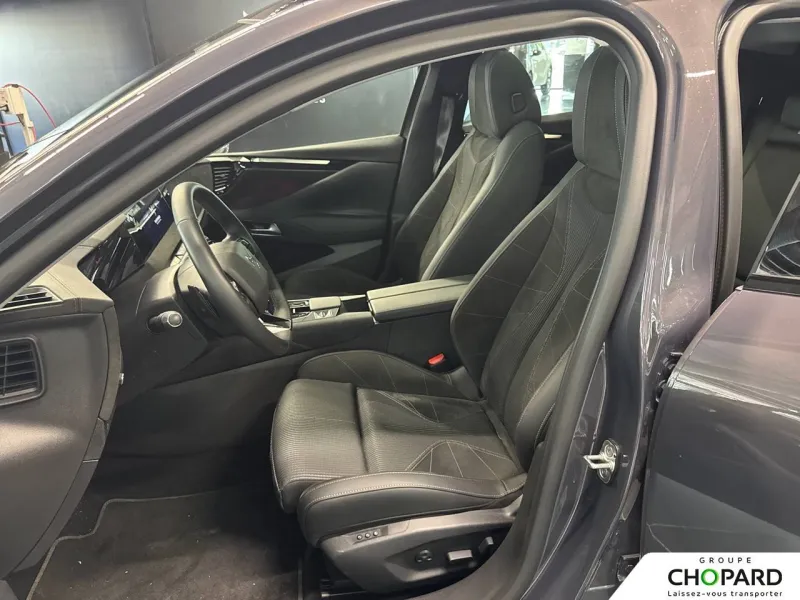 Image secondaire du véhicule 10