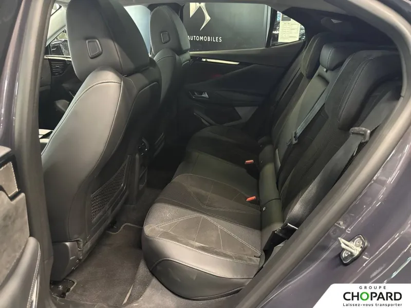 Image secondaire du véhicule 11