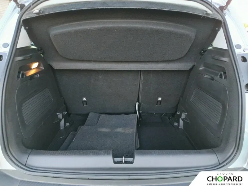 Image secondaire du véhicule 11