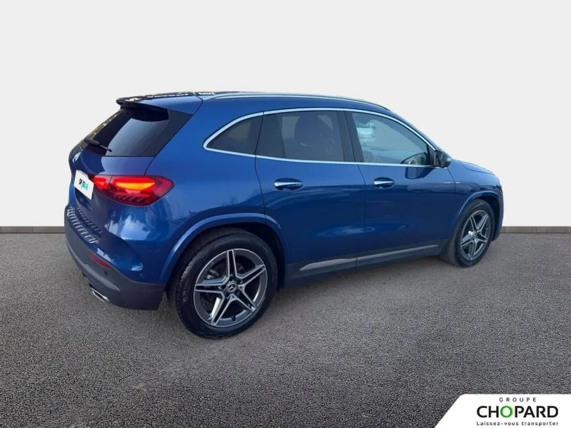 Image secondaire du véhicule 9