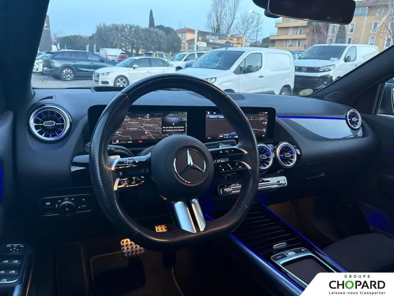 Image secondaire du véhicule 11