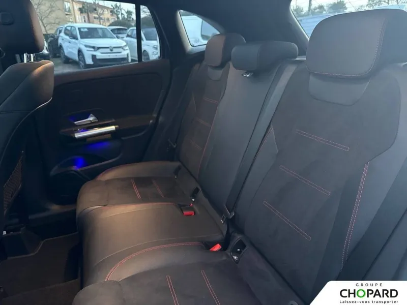 Image secondaire du véhicule 12