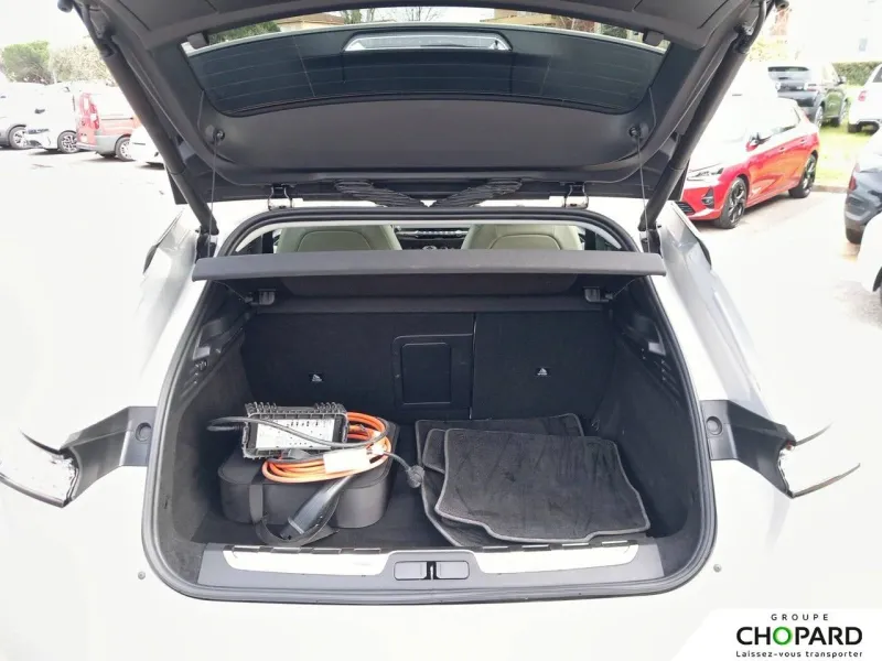 Image secondaire du véhicule 9