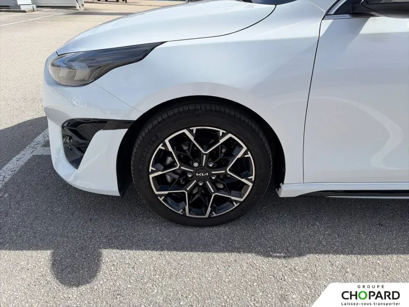 Image secondaire du véhicule 25