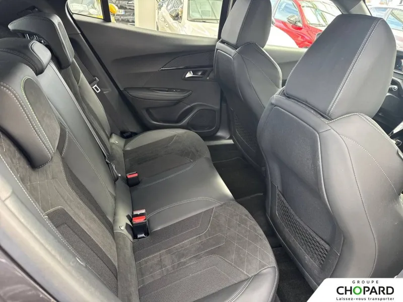 Image secondaire du véhicule 21