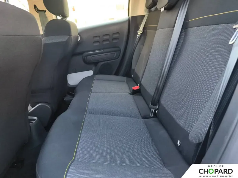 Image secondaire du véhicule 12