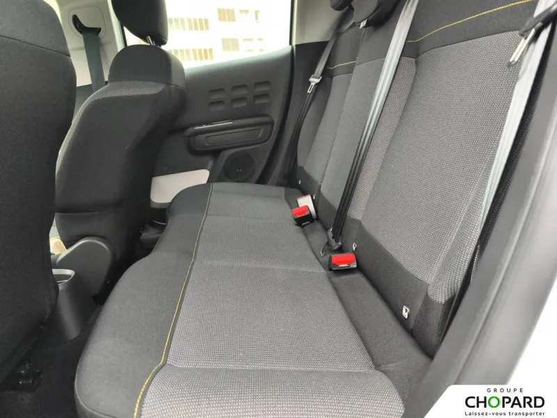 Image secondaire du véhicule 12