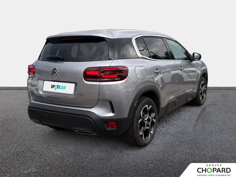 Image secondaire du véhicule 9