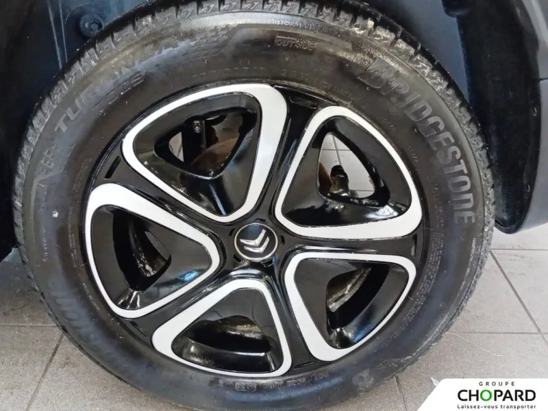 Image secondaire du véhicule 13