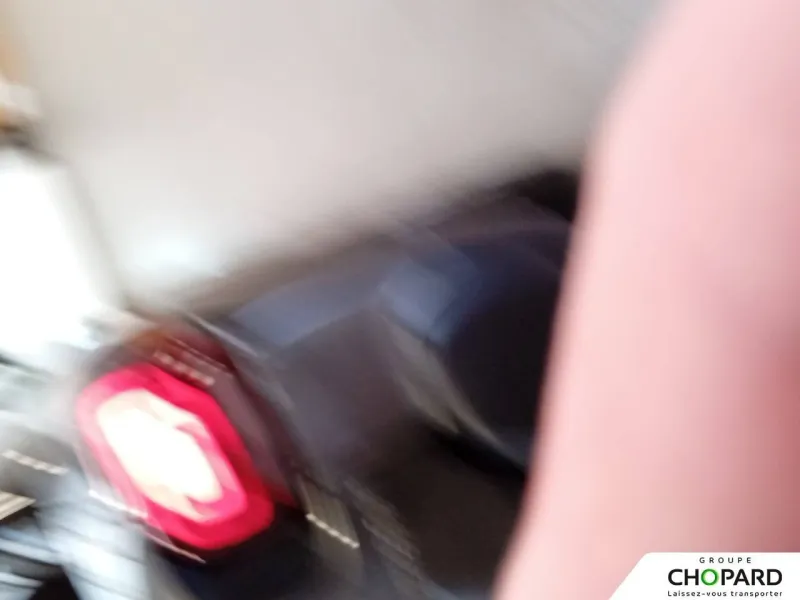 Image secondaire du véhicule 14