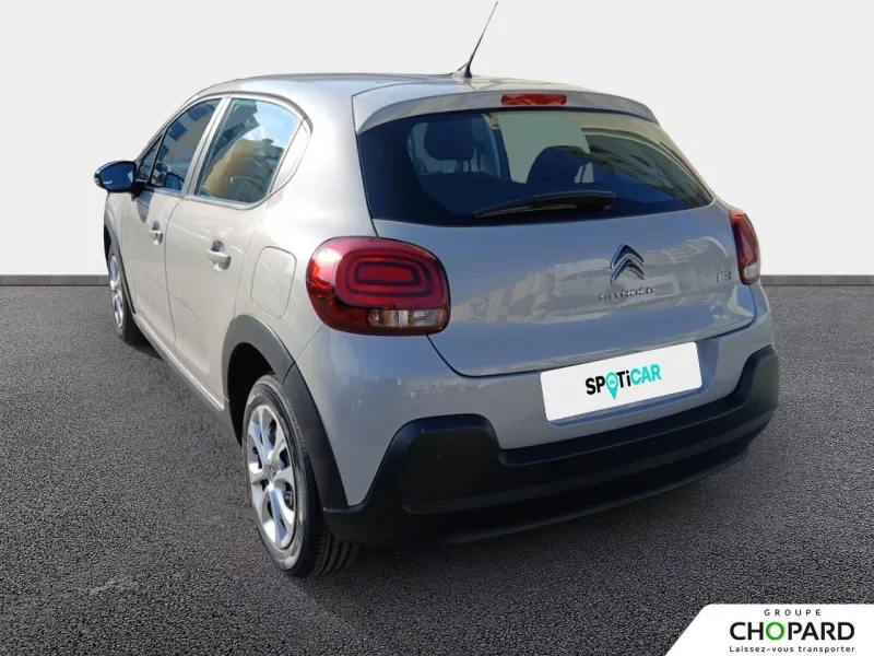 Image secondaire du véhicule 8