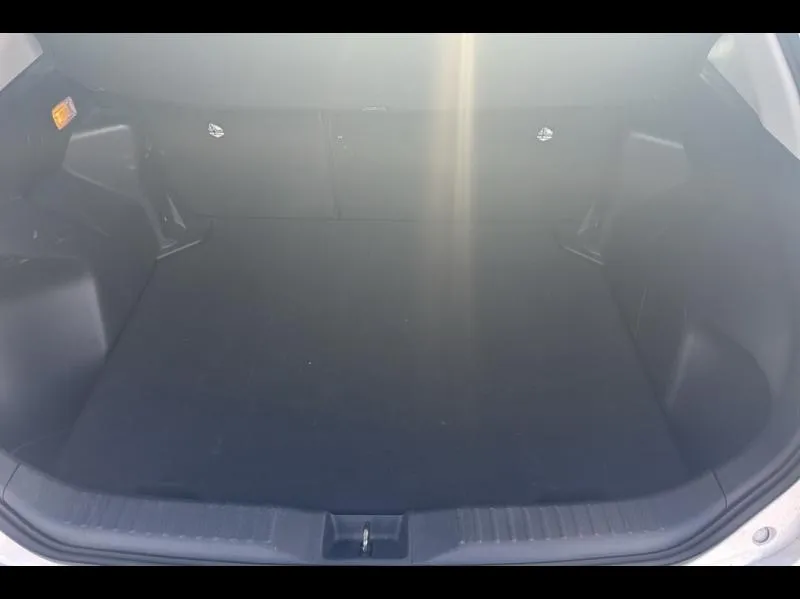 Image secondaire du véhicule 10