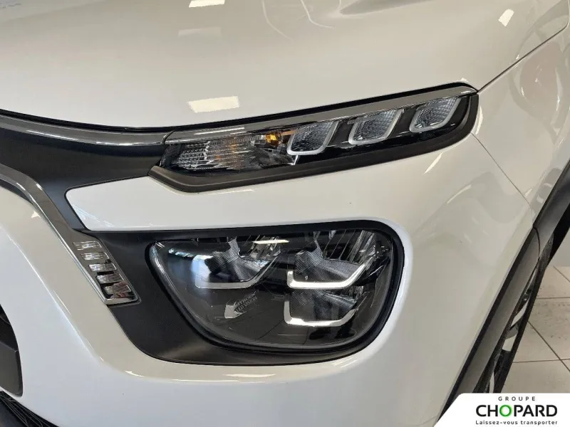 Image secondaire du véhicule 22