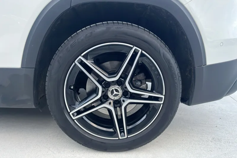 Image secondaire du véhicule 14