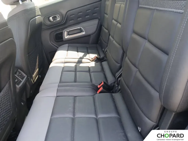 Image secondaire du véhicule 12