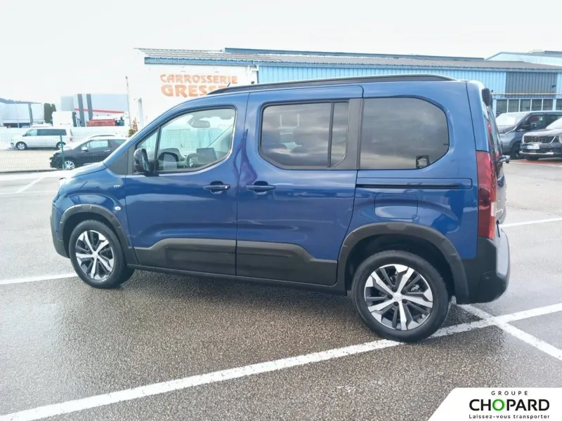 Image secondaire du véhicule 11