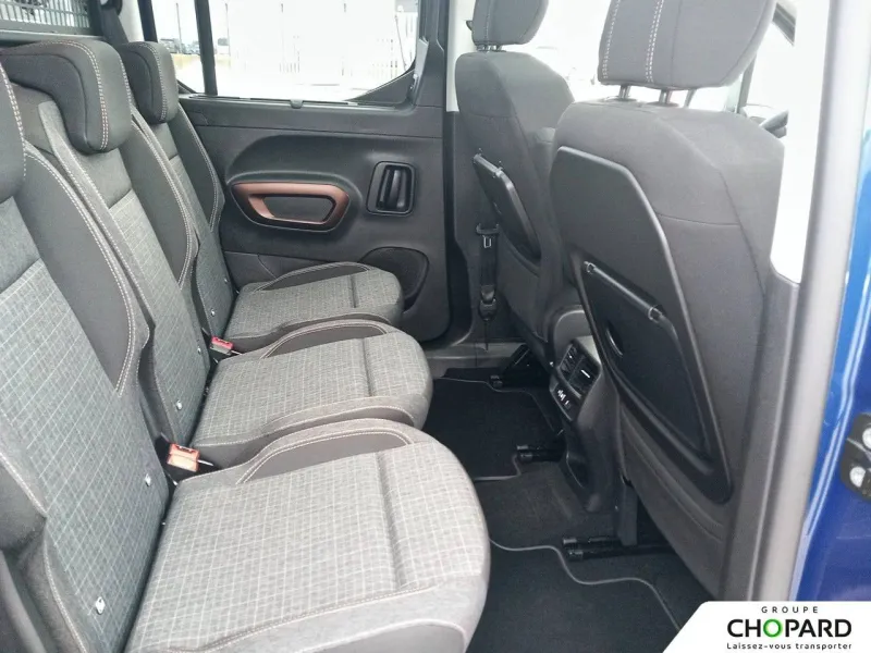 Image secondaire du véhicule 21