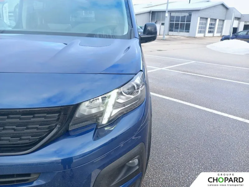 Image secondaire du véhicule 23