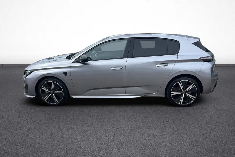 Image secondaire du véhicule 4