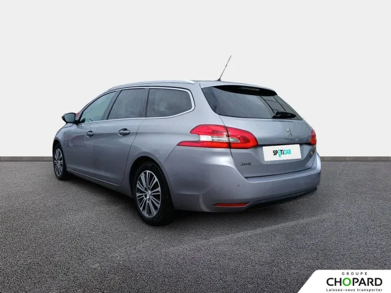 Image secondaire du véhicule 8