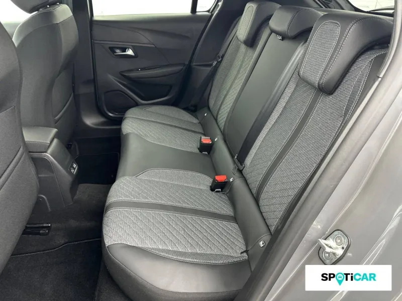 Image secondaire du véhicule 10