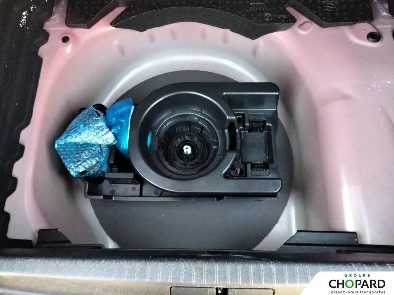 Image secondaire du véhicule 19