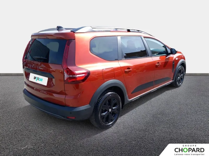 Image secondaire du véhicule 4