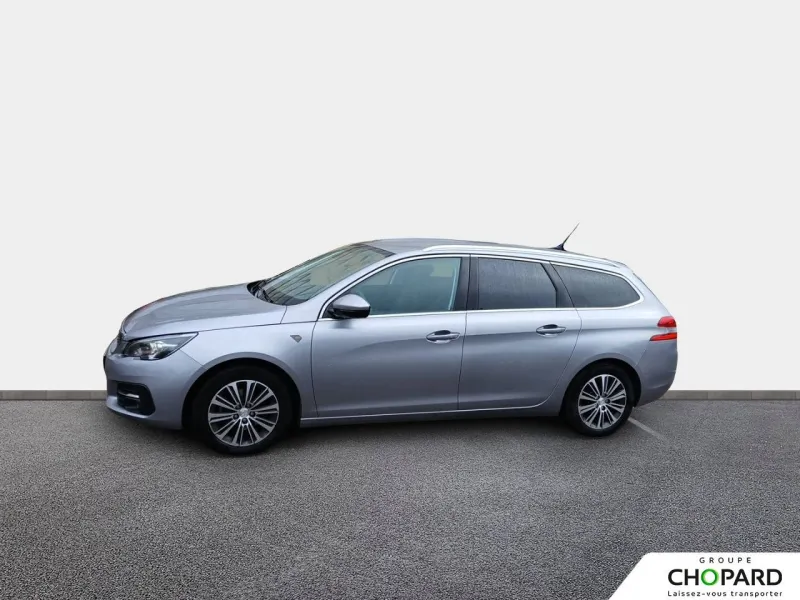 Image secondaire du véhicule 10