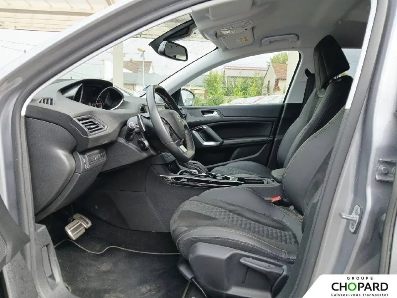 Image secondaire du véhicule 11