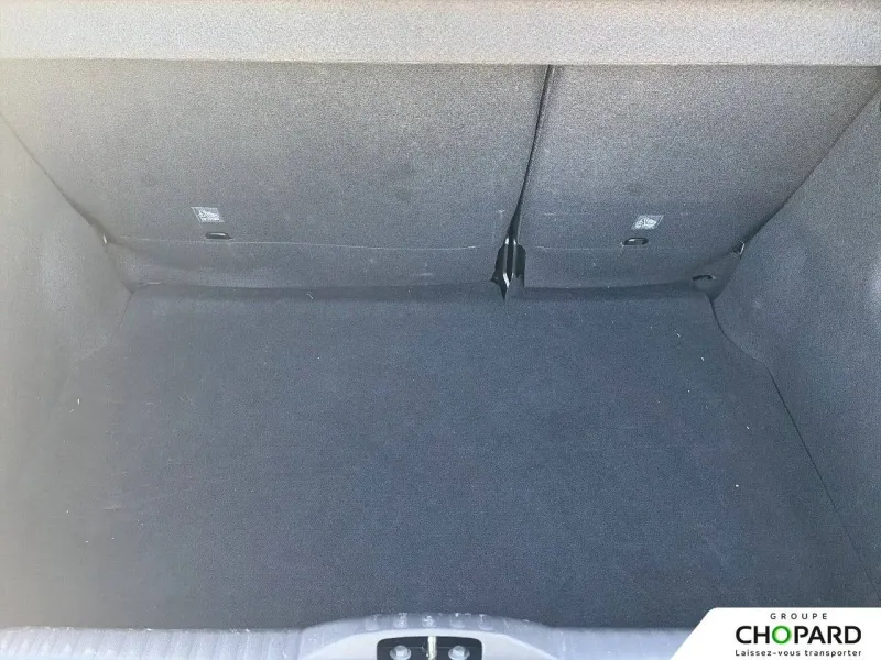 Image secondaire du véhicule 9